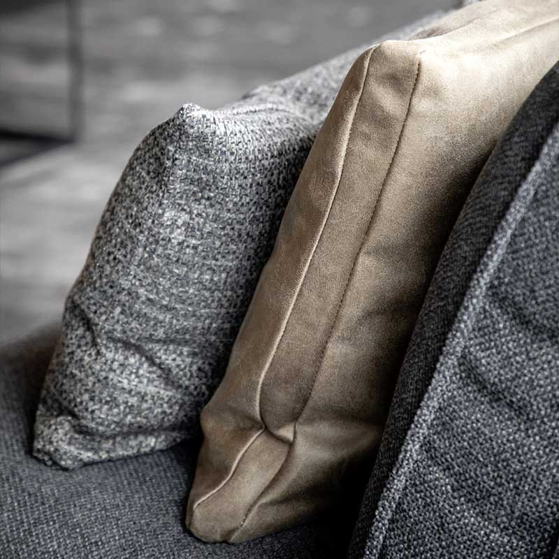 Cushion cover Buffalo Liver