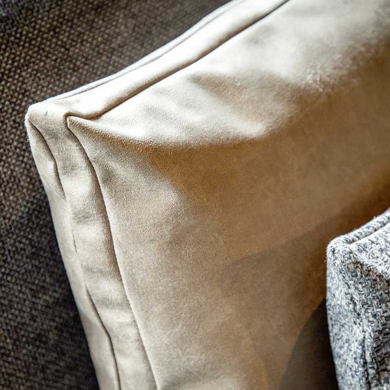 Cushion cover Buffalo Liver